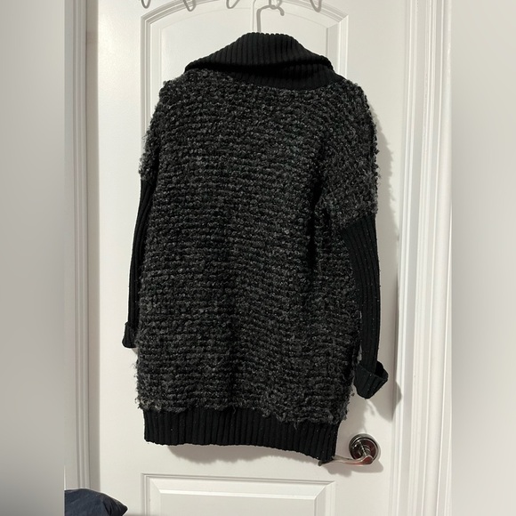 Armani Exchange: Chunky Button-Up - Picture 3 of 3